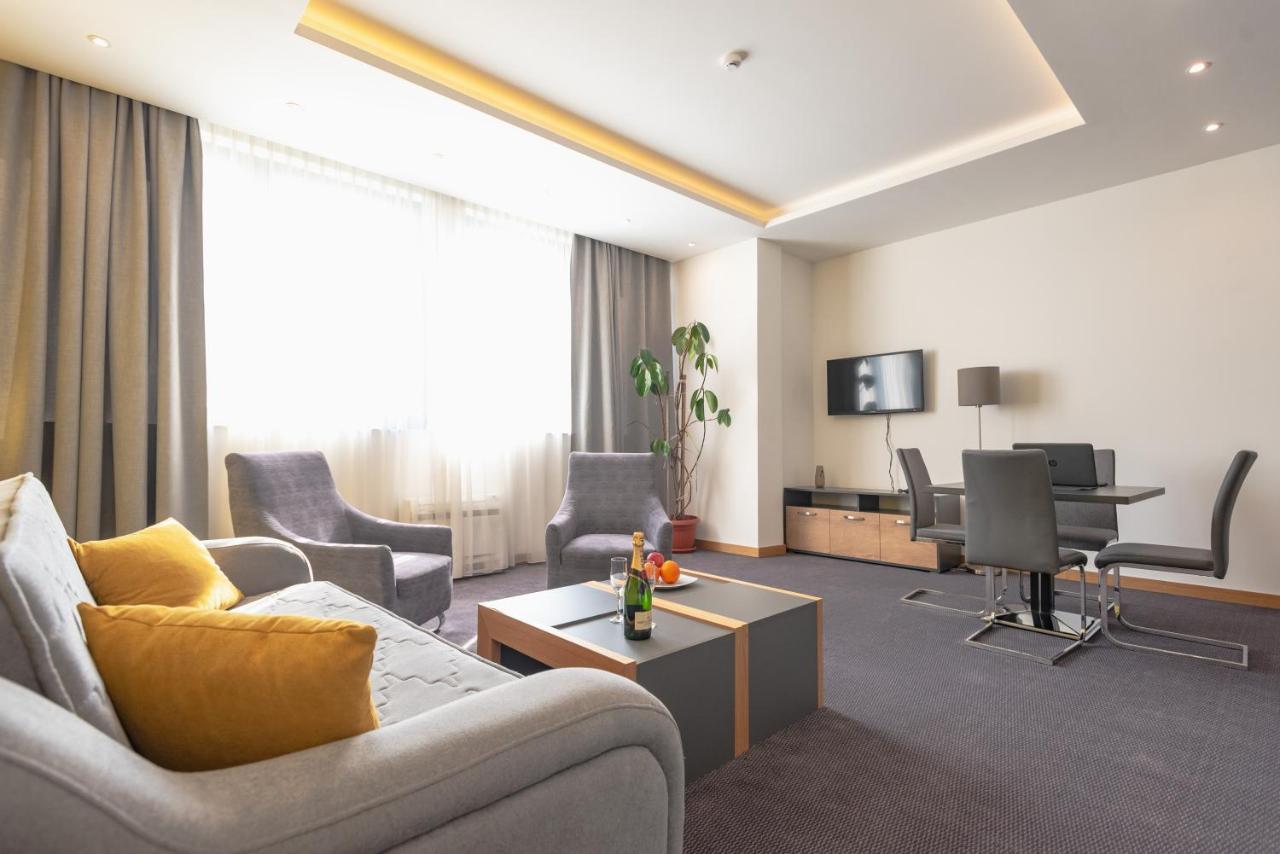 Hotel Stobex Loznica Ngoại thất bức ảnh