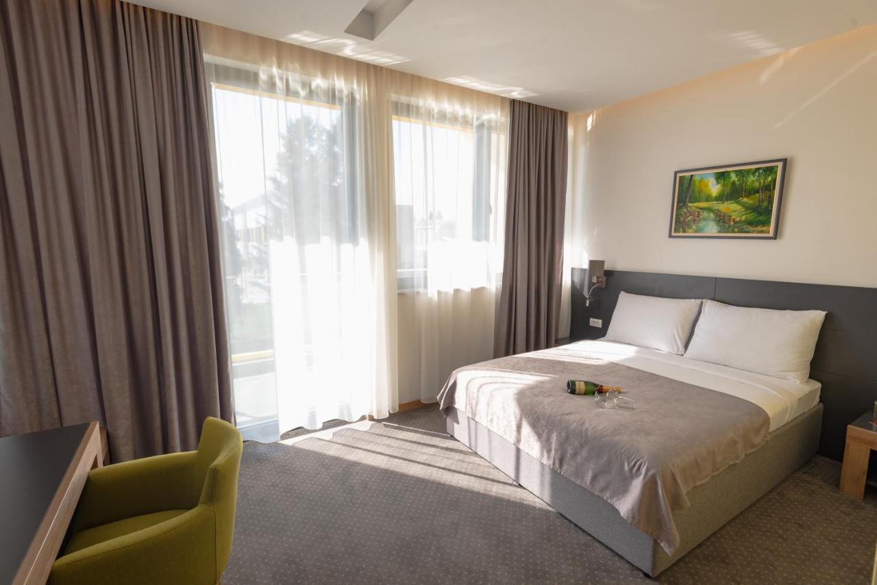 Hotel Stobex Loznica Ngoại thất bức ảnh
